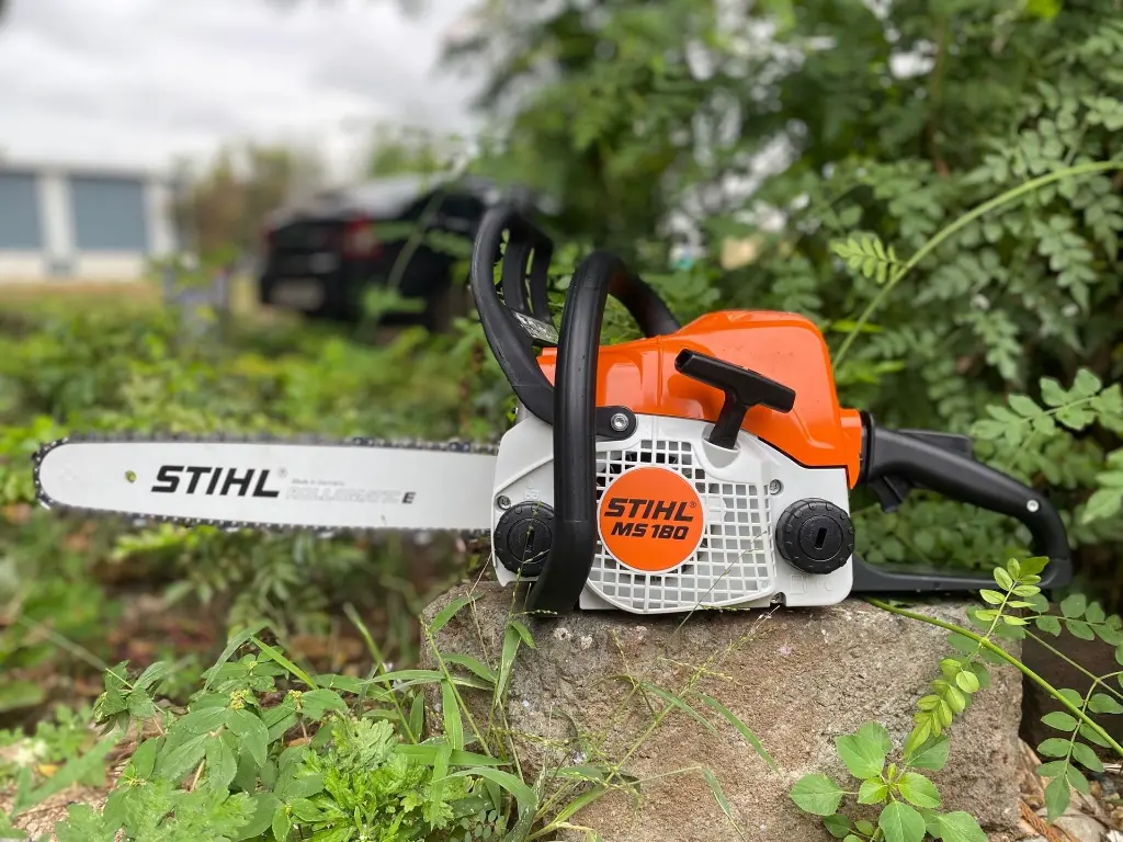 STIHL GASOLINE CHAINSAW 18 (MS180)-3.webp